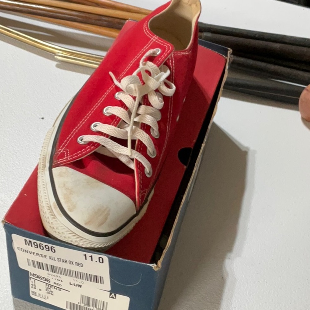 Converse All Star Shoe - size 11